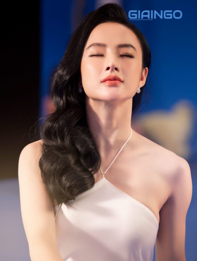 Angela Phương Trinh