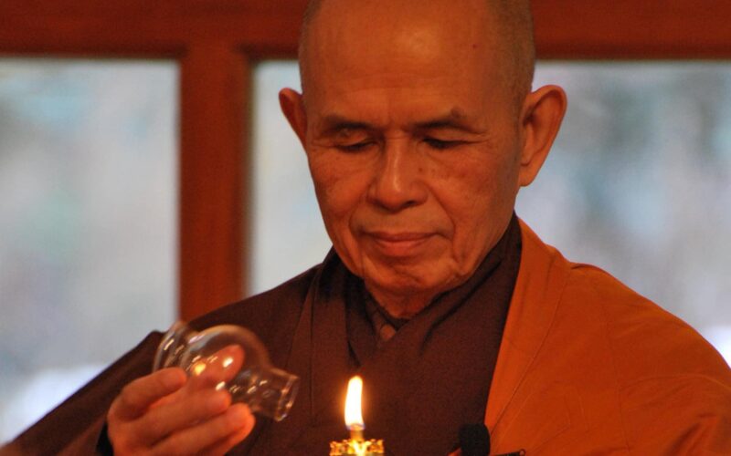 tieu su thien su thich nhat hanh